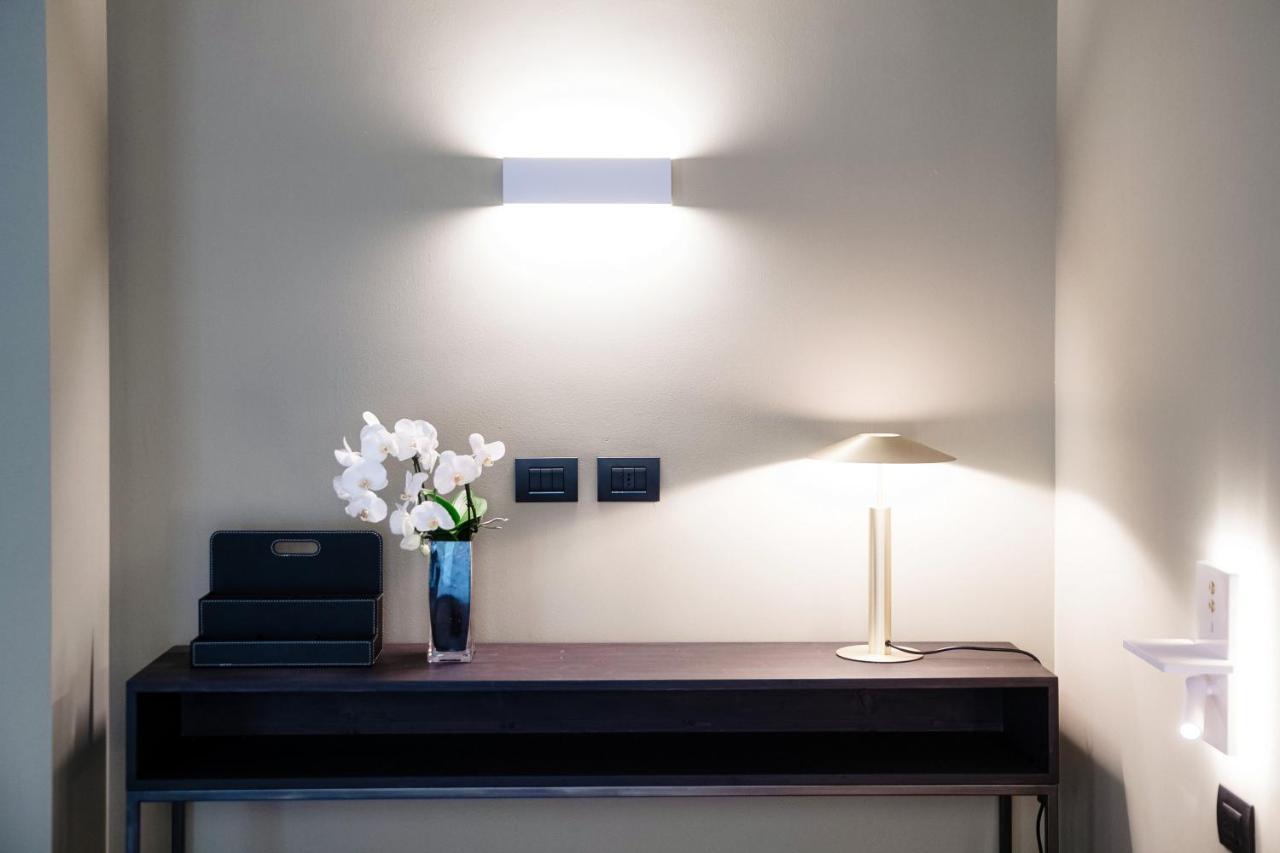 In Centro Luxury Rooms 科莫 外观 照片