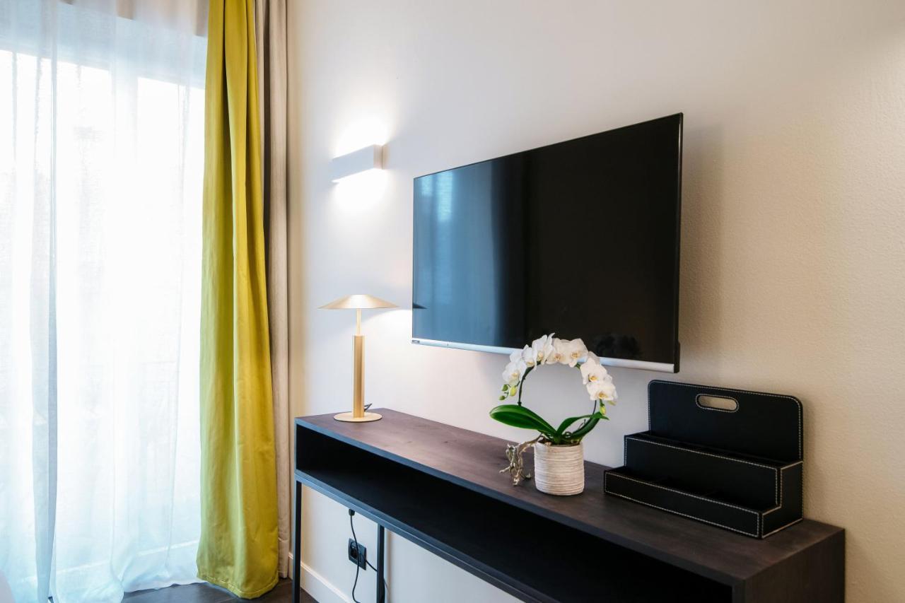 In Centro Luxury Rooms 科莫 外观 照片
