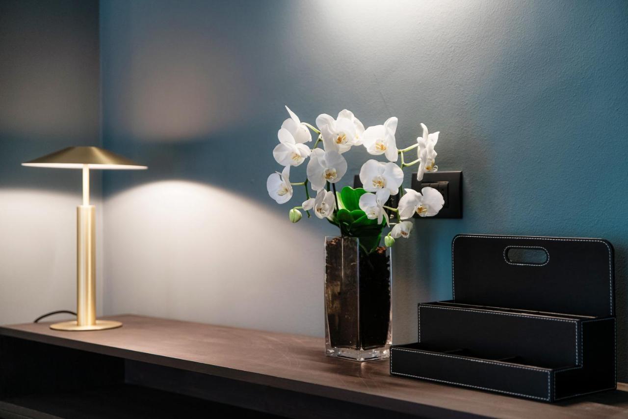 In Centro Luxury Rooms 科莫 外观 照片