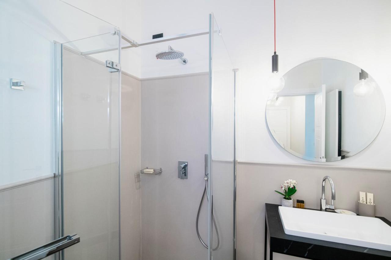 In Centro Luxury Rooms 科莫 外观 照片
